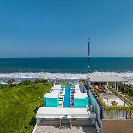 Abian Kapas Beach House Selemadeg المظهر الخارجي الصورة
